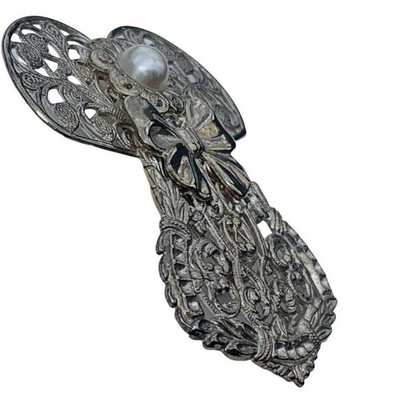 Vintage Jane White Glass Faux Pearl Silver Tone Paisley Angel Brooch Signed - Picture 3 of 6